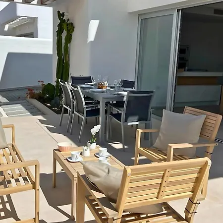 Villa With Private Pool In